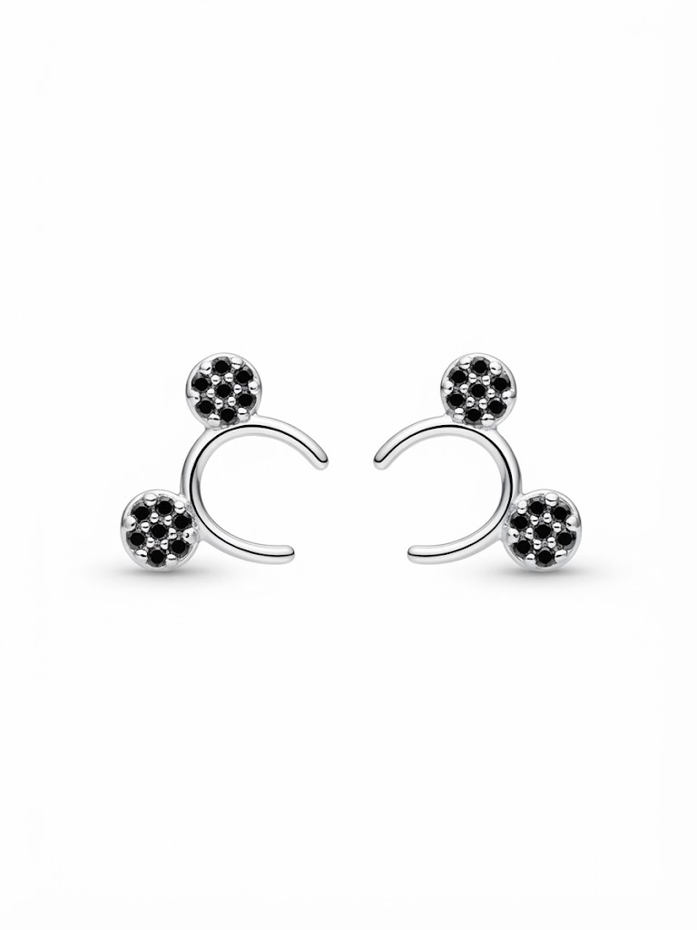 Brinco Arco Mickey em Prata 925 – Delicado, Divertido e Cheio de Personalidade
