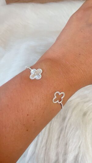 BRACELETE TREVO SEMI JÓIAS