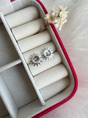 BRINCO SOL SEMIJÓIAS