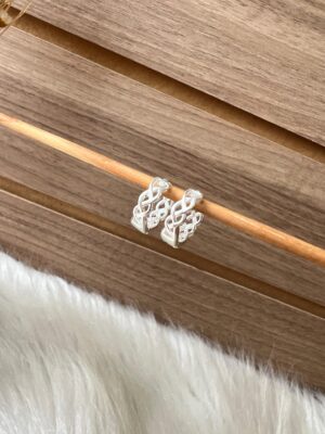 ARGOLA ENTRELAÇOS SEMIJÓIA BANHADA A PRATA