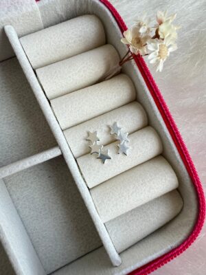 BRINCO TRÊS ESTRELAS SEMIJÓIAS